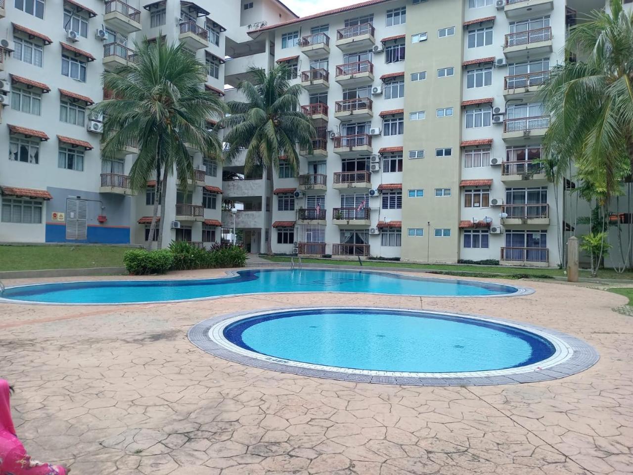 פורט דיקסון Jas Laguna Condo Resort מראה חיצוני תמונה